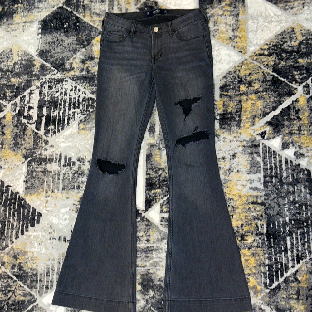 Hollister low rise Flare womens denim in Black